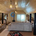 Casa de hóspedes Riza 3*